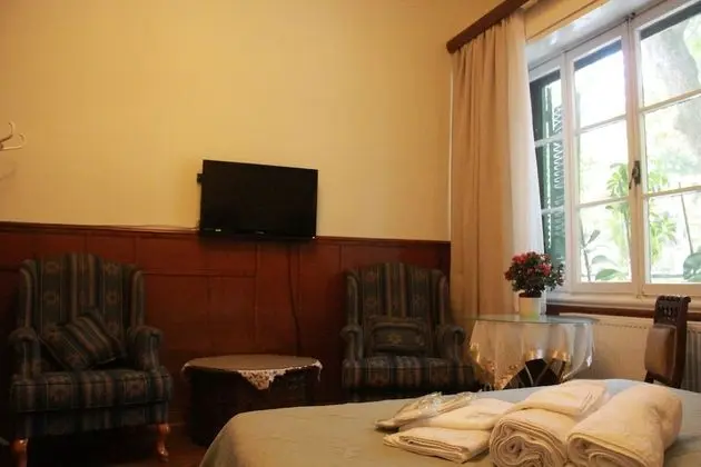 Standard Tek Büyük Yataklı Oda (Kinali)