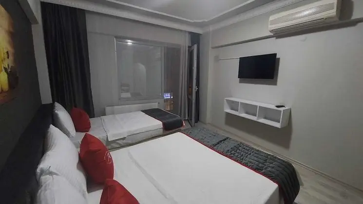 Economy Triple Room, Multiple Beds