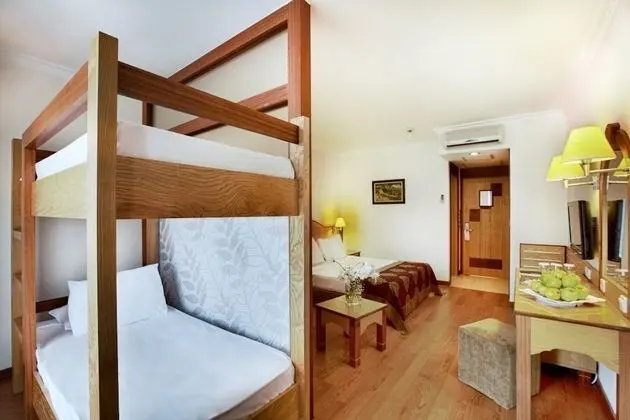 Family Oda (Bunk Bed)