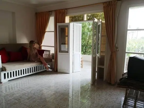 Royal Apart Daire, Bahçe Manzaralı