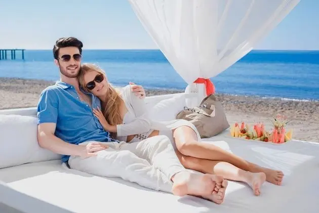 Honeymoon Design Room