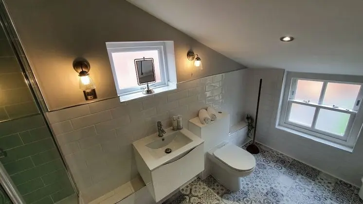 Deluxe Tek Büyük veya İki Ayrı Yataklı Oda