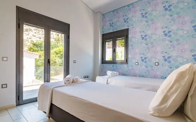 Villa Adam