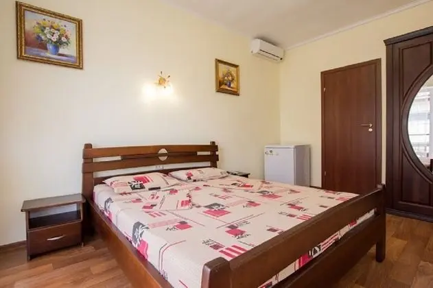 Luxury Tek Büyük Yataklı Oda