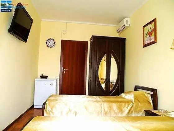 Luxury Tek Büyük Yataklı Oda