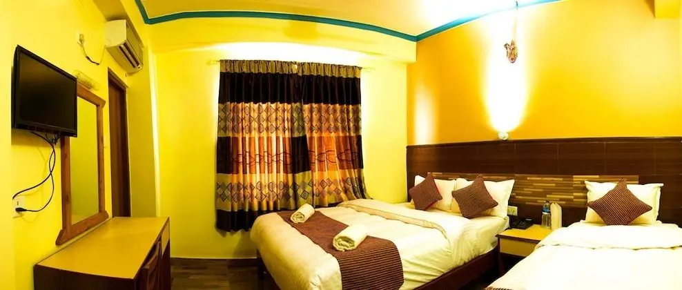 Deluxe Tek Büyük Yataklı Oda