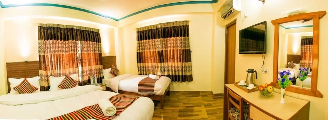 Deluxe Tek Büyük Yataklı Oda