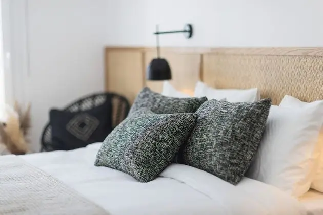 Design Tek Büyük Yataklı Oda, 1 Yatak Odası, Havuz Manzaralı