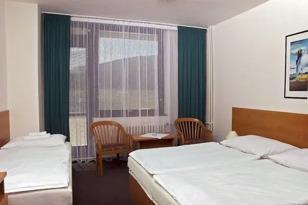 Standard Üç Kişilik Oda, Balkon, Göl Manzaralı