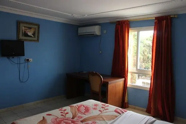 Standard Tek Büyük Yataklı Oda
