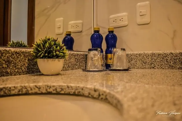 Luxury İki Ayrı Yataklı Oda