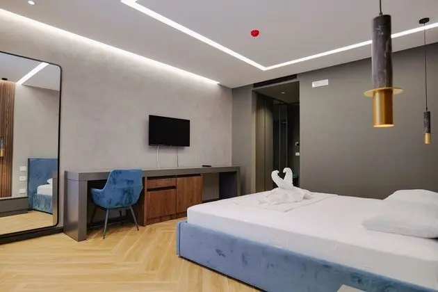 Tek Büyük Yataklı Oda, Balkon