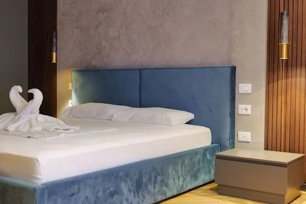 Tek Büyük Yataklı Oda, Balkon