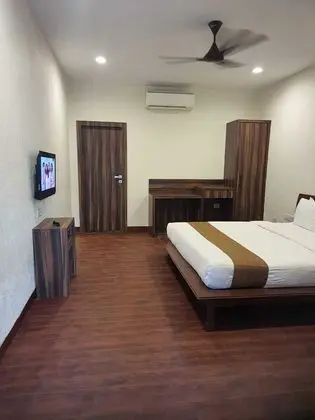 Super Deluxe Room with Fan