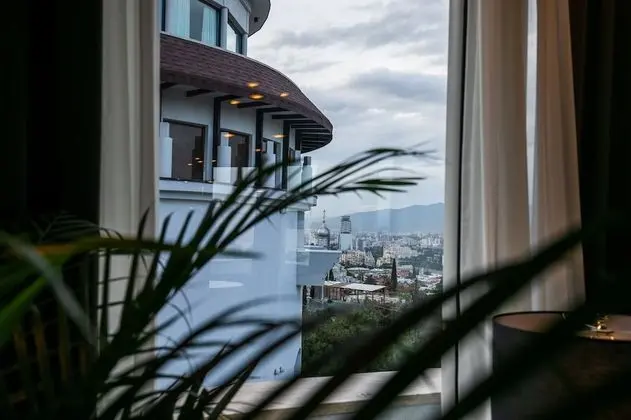 Executive Tek Büyük Yataklı Oda