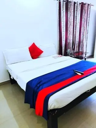 Business Tek Büyük veya İki Ayrı Yataklı Oda