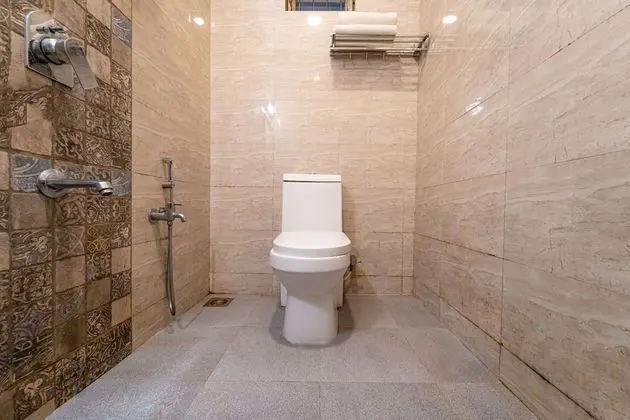 Standard Tek Büyük Yataklı Oda
