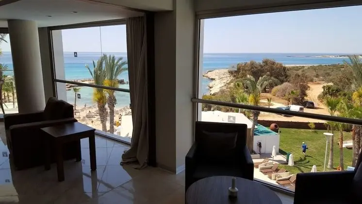 Deluxe Oda, Plaj Kenarı