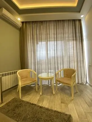 Deluxe Oda, 1 En Büyük (King) Boy Yatak