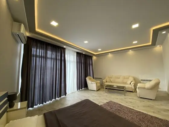 Süit, Havuz Manzaralı