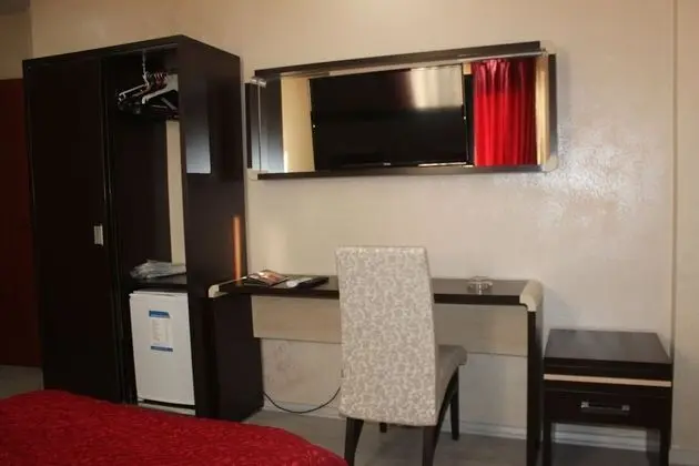 Standard Üç Kişilik Oda, Şehir Manzaralı