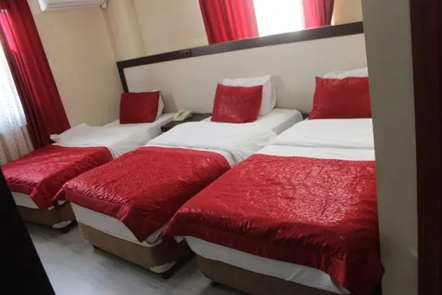 Standard Üç Kişilik Oda, Şehir Manzaralı