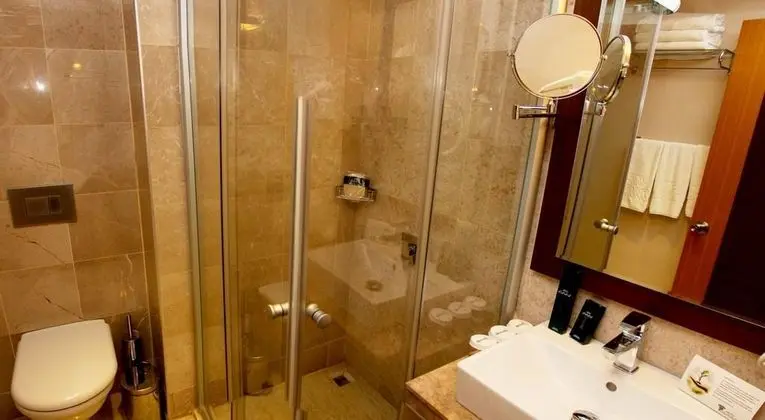Standart Oda,Şehir Manzaralı