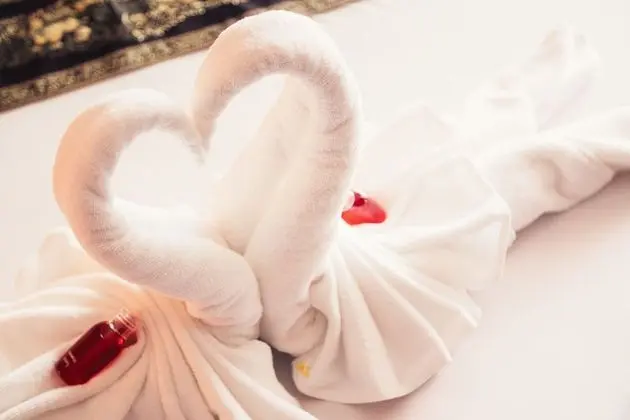 Honeymoon Suite