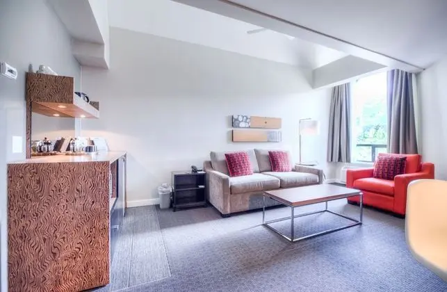 Çatı Katı (Loft), 1 Yatak Odası, Balkon, Şehir Manzaralı