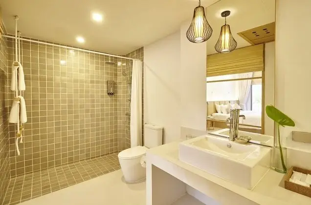 Deluxe Üç Kişilik Oda, Birden Çok Yatak, Bahçe Manzaralı