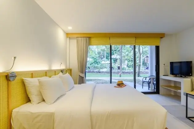 Premium Tek Büyük Yataklı Oda, 1 En Büyük (King) Boy Yatak, Teras, Havuz Manzaralı