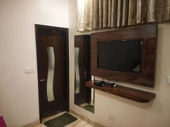 Üç Kişilik Oda
