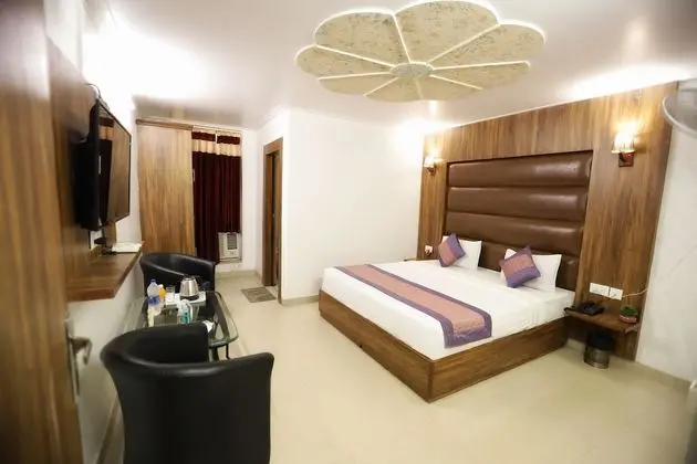 Tek Büyük Yataklı Oda