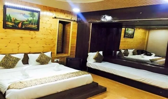 Tek Büyük veya İki Ayrı Yataklı Oda