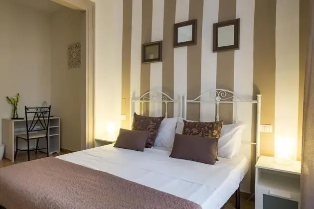 Tek Büyük veya İki Ayrı Yataklı Oda