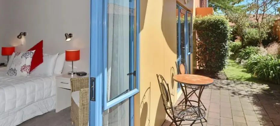 Standard Stüdyo, Sigara İçilmez, Küçük Mutfak (Queen Studio)