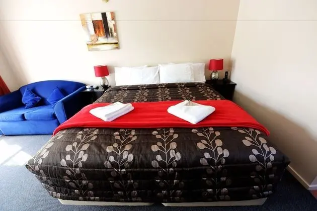 Standard Stüdyo, Sigara İçilmez, Mutfak (a. Studio)