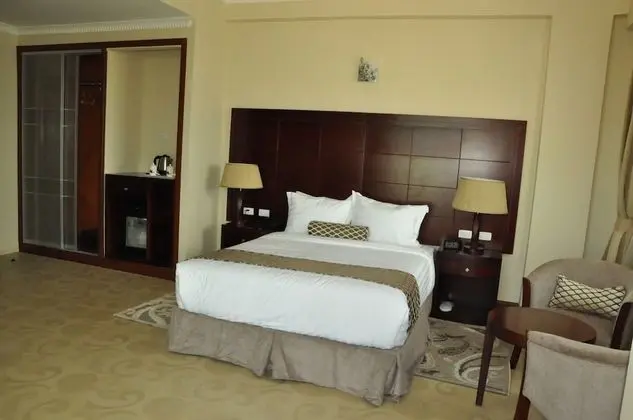 Deluxe Oda, 1 En Büyük (King) Boy Yatak, Balkon, Dağ Manzaralı