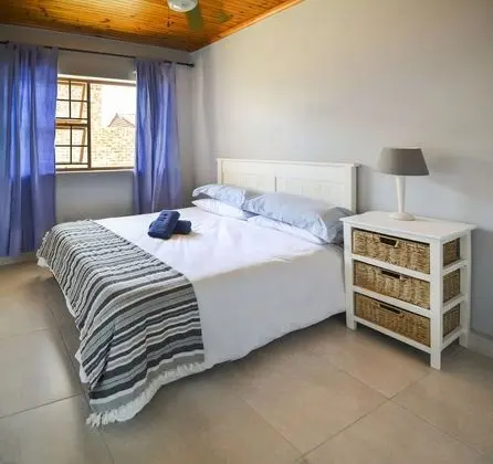 Ev (Addo Adventure House)