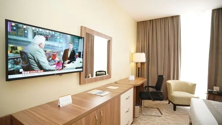 Deluxe Tek Büyük Yataklı Oda