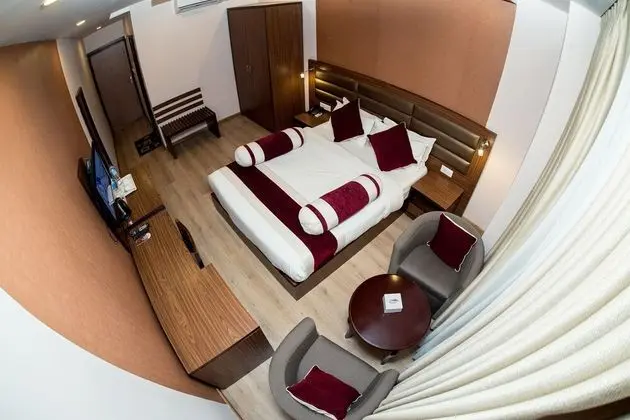 Deluxe Tek Büyük veya İki Ayrı Yataklı Oda, Dağ Manzaralı