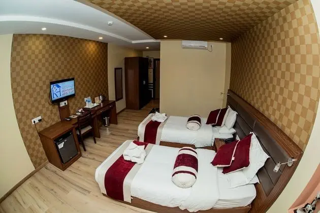 Deluxe Tek Büyük veya İki Ayrı Yataklı Oda, Dağ Manzaralı