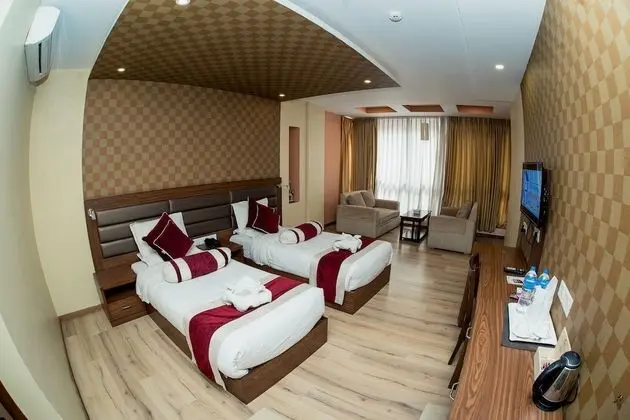 Deluxe Tek Büyük veya İki Ayrı Yataklı Oda, Dağ Manzaralı