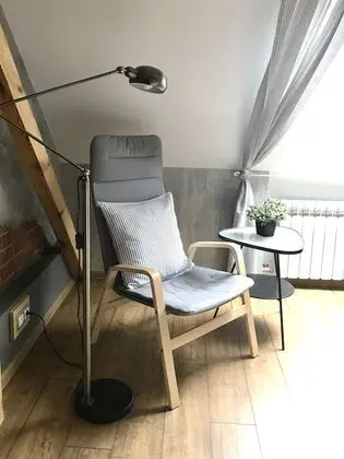 Deluxe Stüdyo, Sigara İçilmez