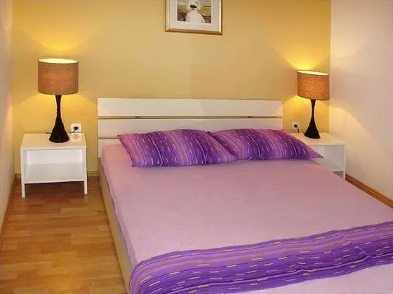 Apart Daire (Adel - 70 m from beach - A1(4))