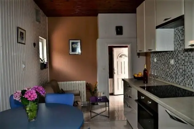 Apart Daire (Adel - 70 m from beach - A1(4))