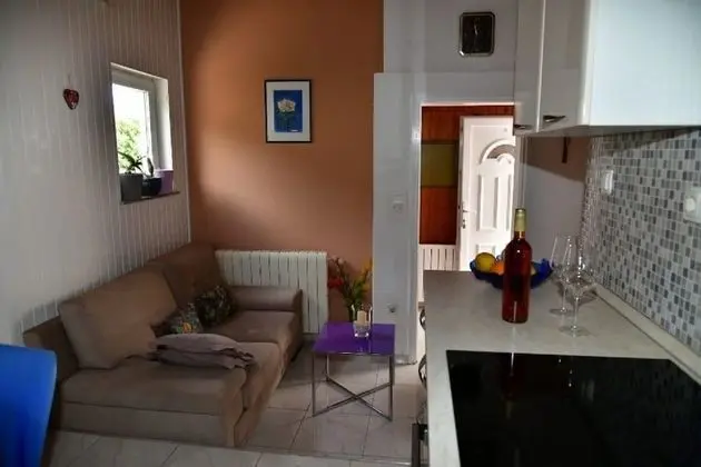 Apart Daire (Adel - 70 m from beach - A1(4))