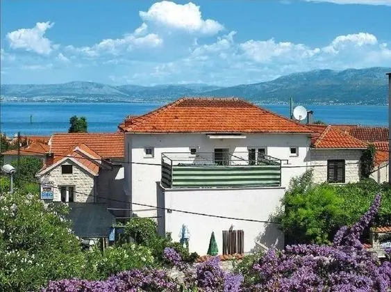 Apart Daire (Adel - 70 m from beach - A1(4))