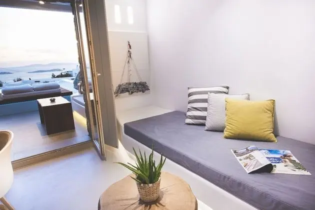 Süit, Kişiye Özel Havuzlu (Heated-Cave)