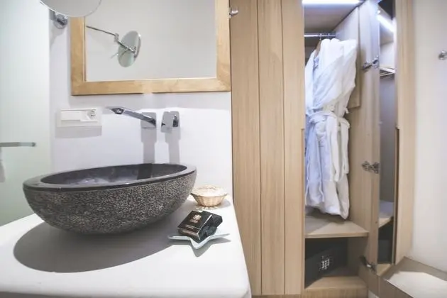 Süit, Kişiye Özel Havuzlu (Heated-Cave)